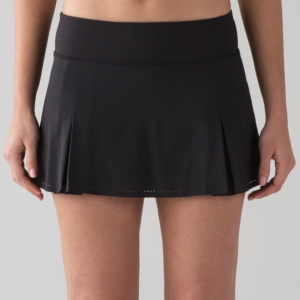 Lululemon Smooth Stride Black Skirt Size 8